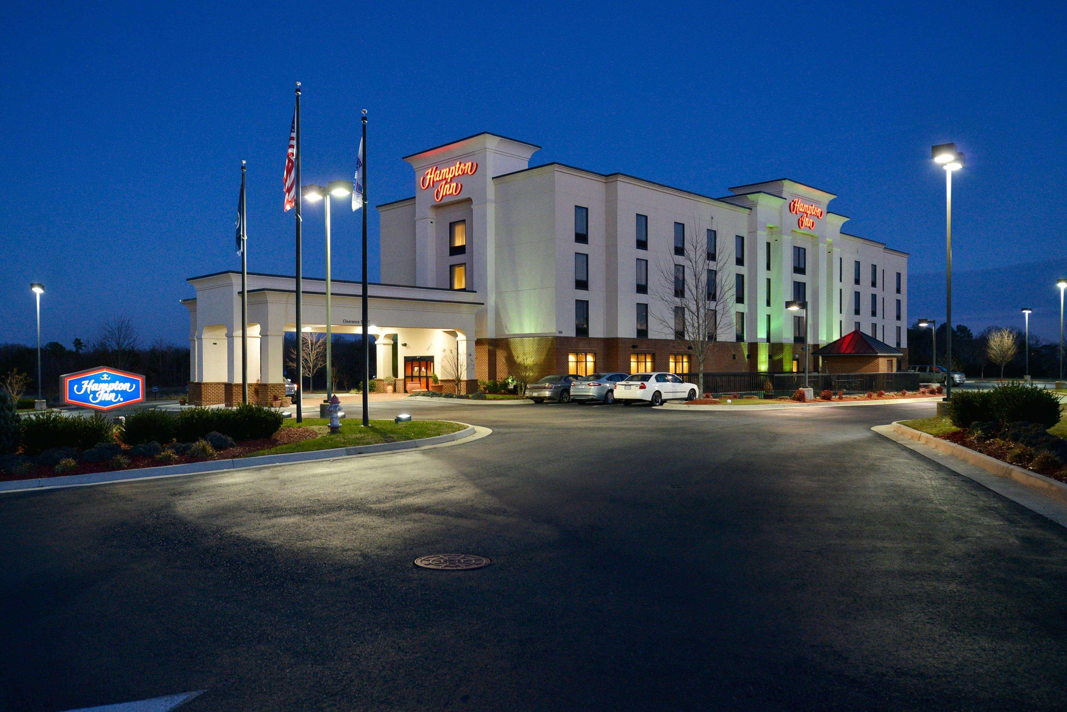 Hampton Inn Фармвил Екстериор снимка