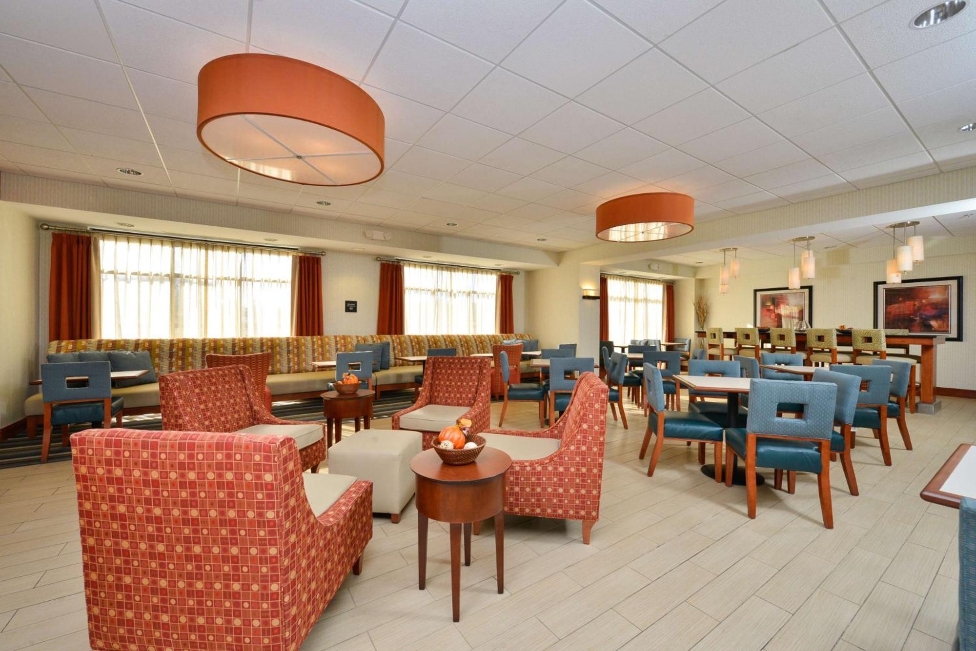 Hampton Inn Фармвил Екстериор снимка