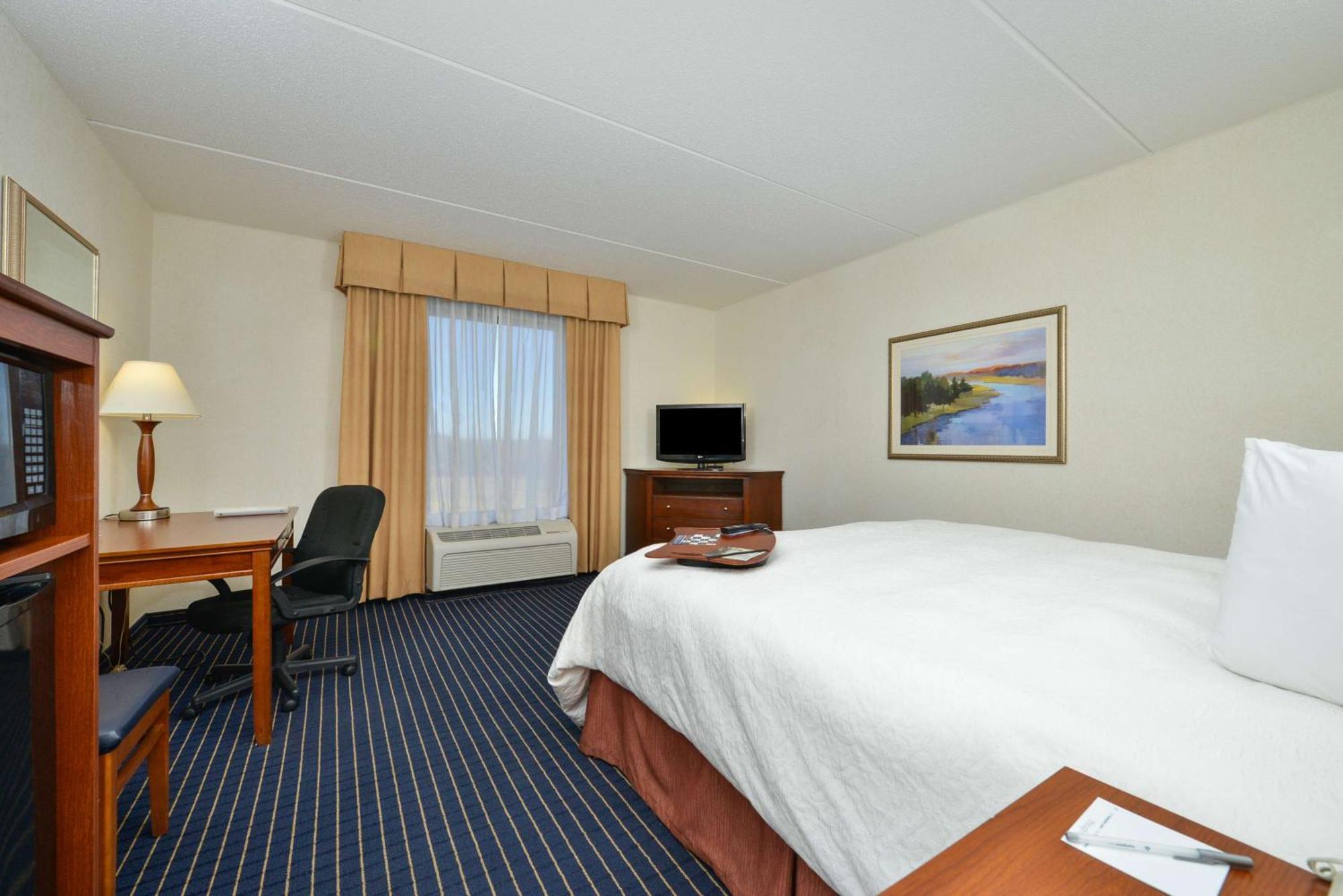 Hampton Inn Фармвил Екстериор снимка